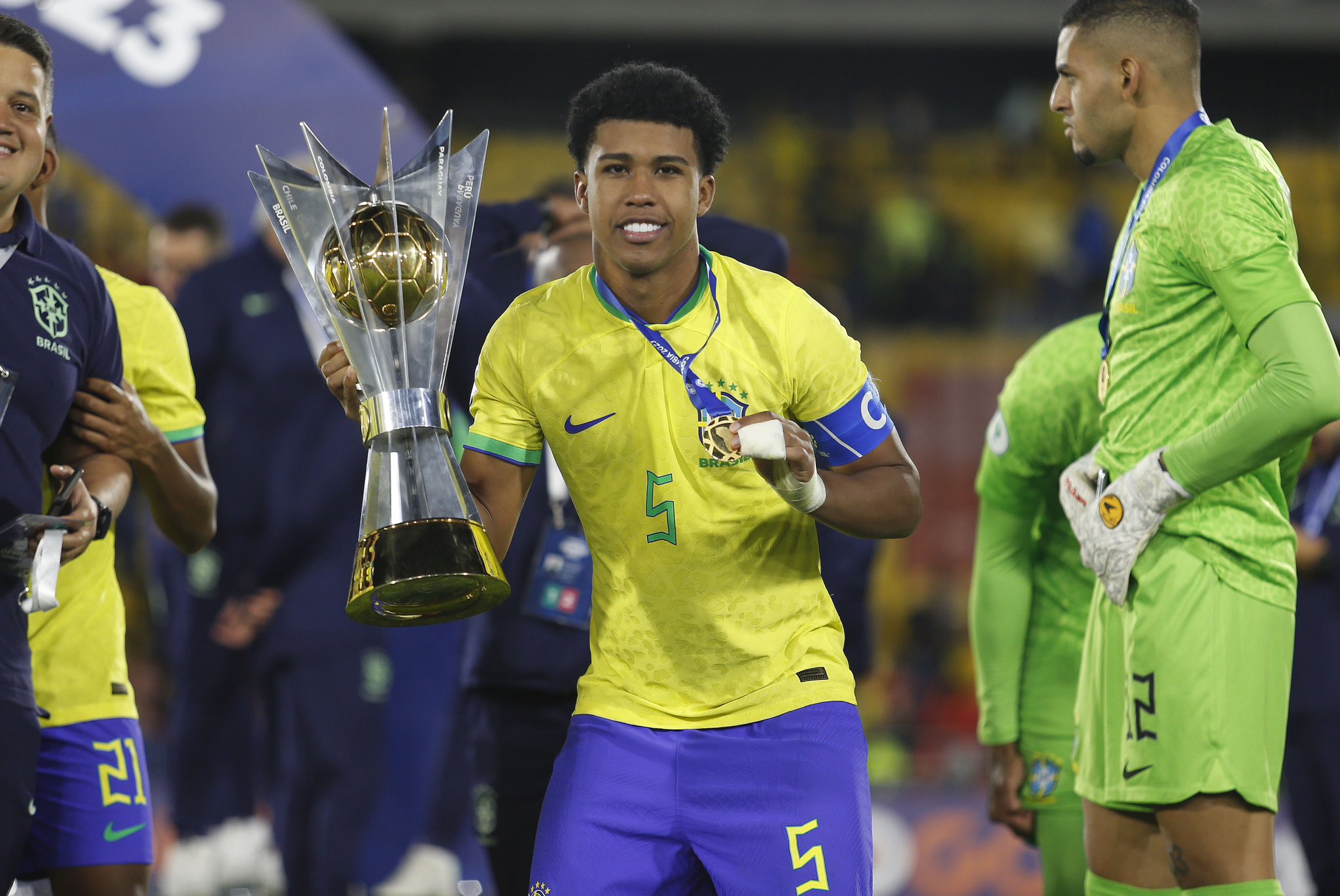 九游体育入口-关于布莱顿发布备战花絮，加时末段战术微调，荷甲任务艰巨，球探报告显示潜力的信息